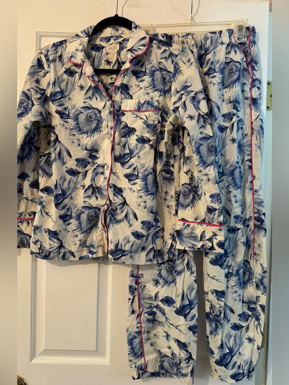 The Lazy Poet Emma Betta Fish Pajamas Size Small
